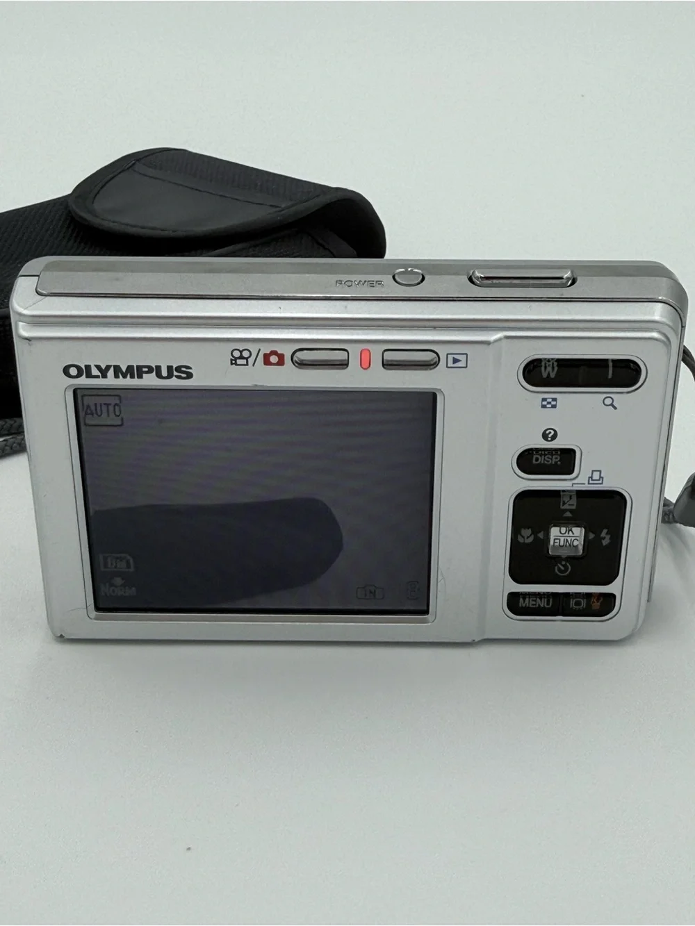 Olympus FE-20 Digital Camera -Tested Working! Case, Manual, New Battery, USB Cbl